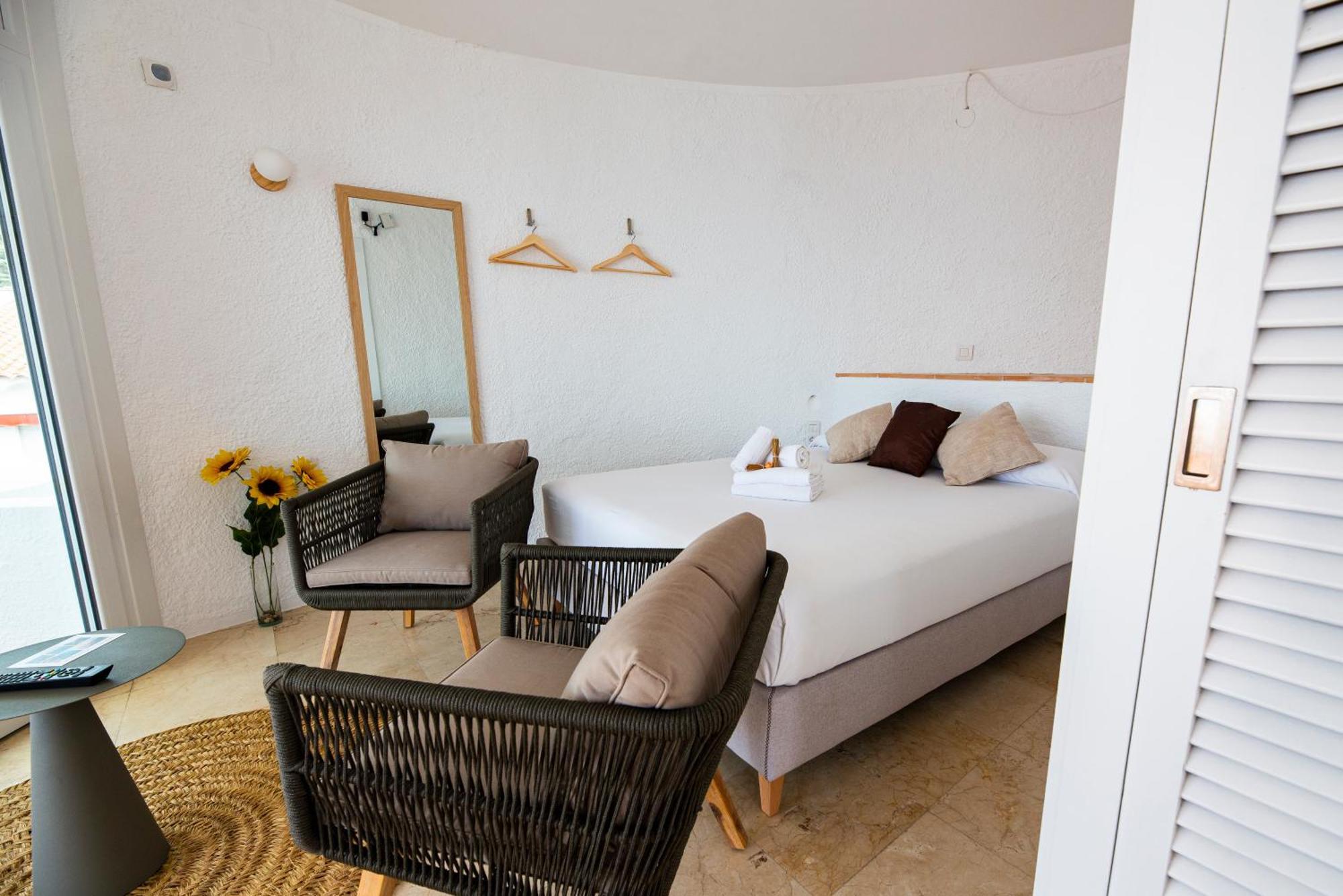 Ferienwohnung Agi Castell Mar Roses Exterior foto