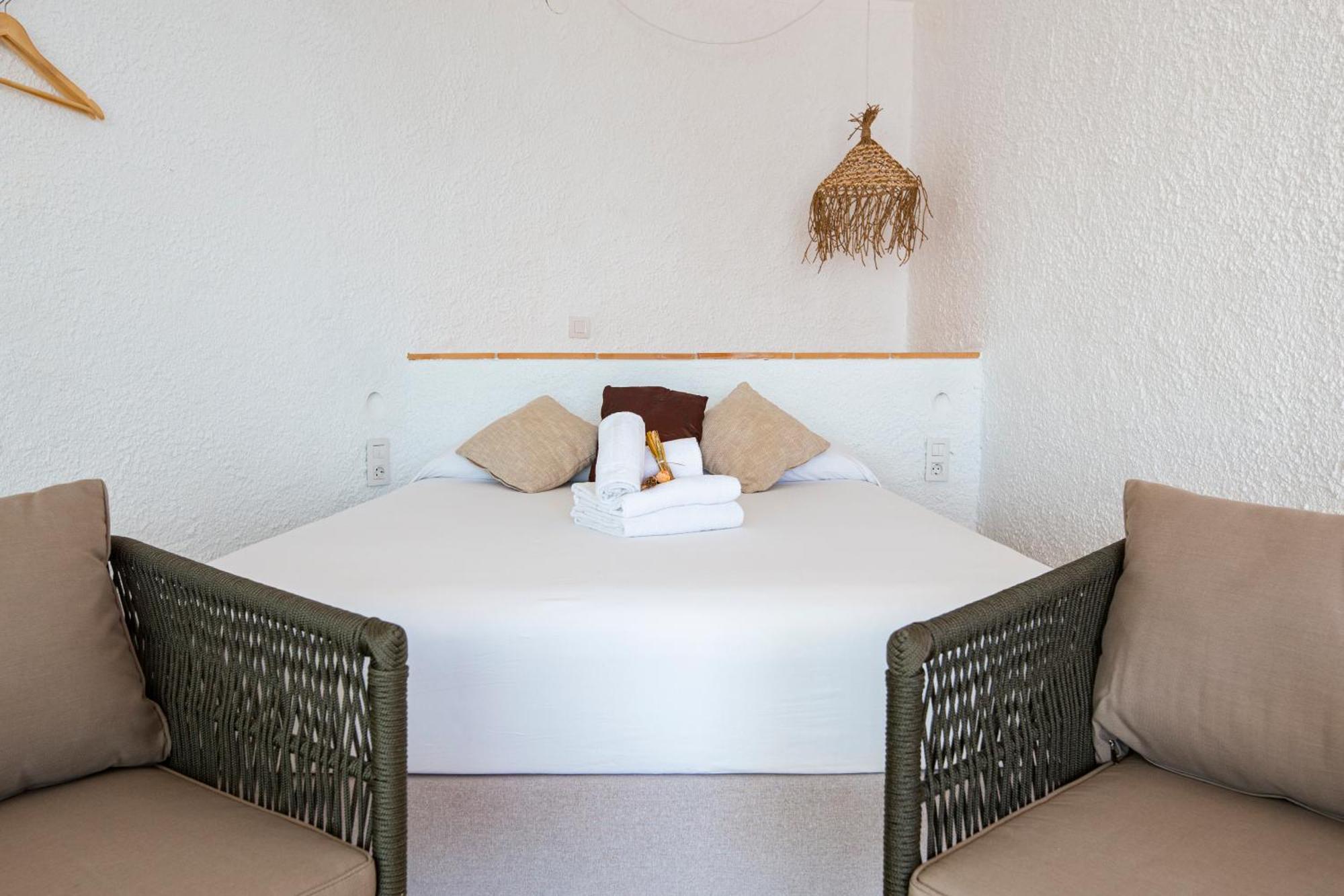 Ferienwohnung Agi Castell Mar Roses Exterior foto